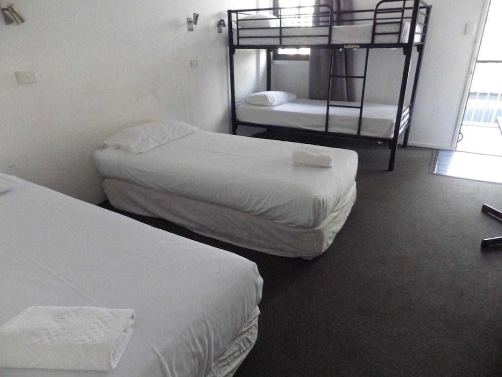 Darwin Poinciana Inn Dış mekan fotoğraf