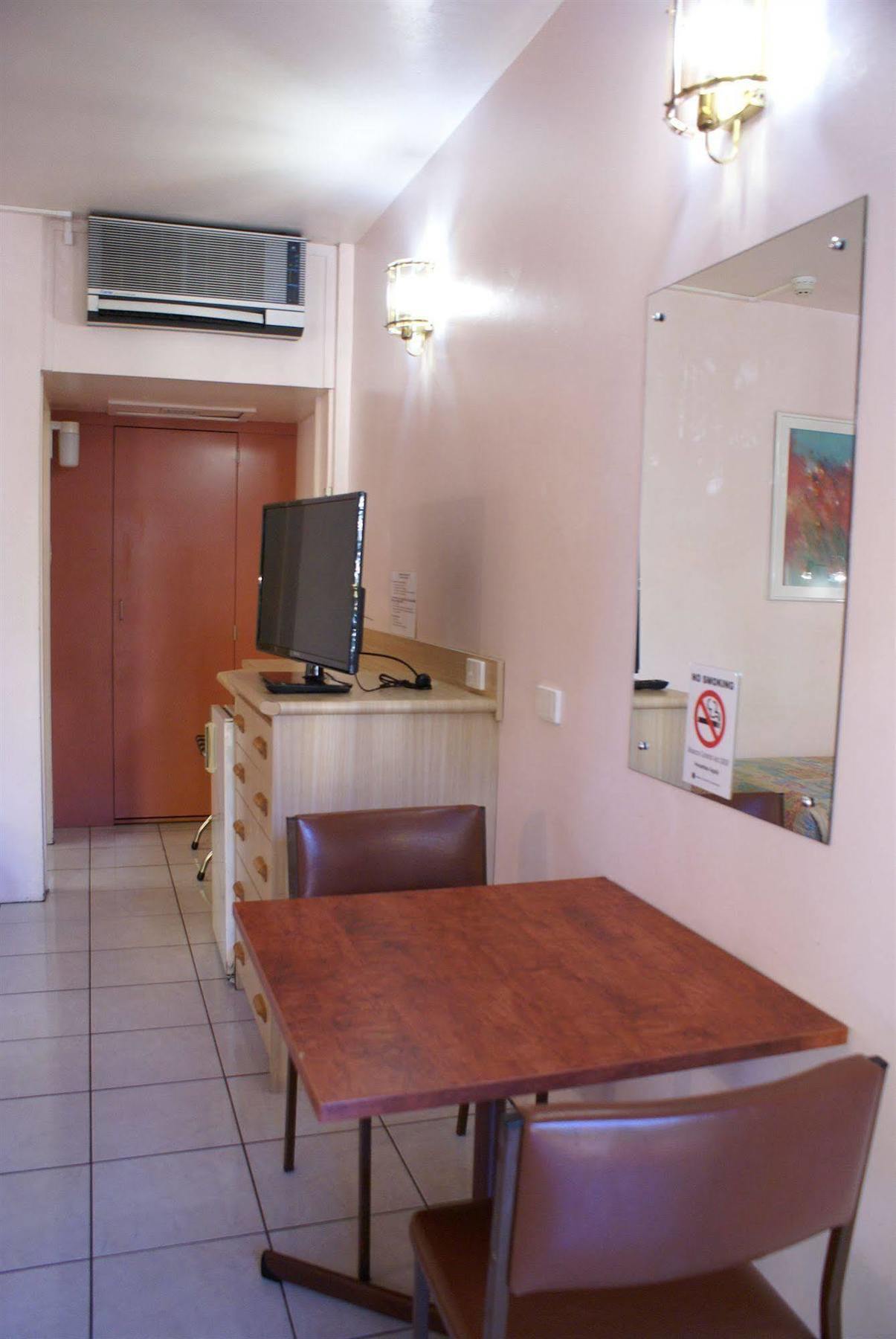 Darwin Poinciana Inn Dış mekan fotoğraf